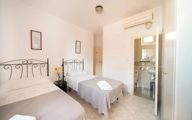 Sitges Beach Hostal