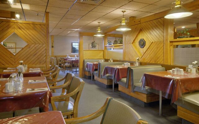 Howard Johnson by Wyndham Portage La Prairie