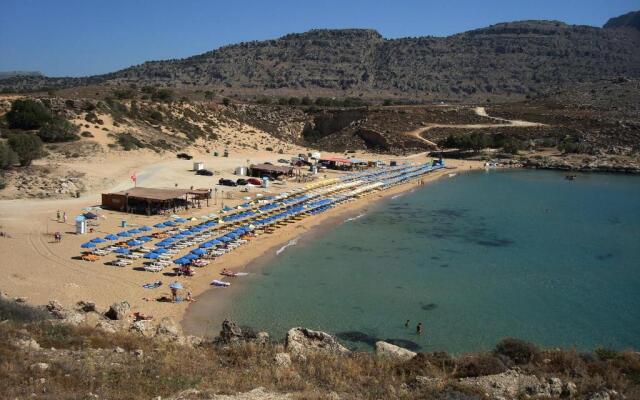 Alia Suites & Alia Beachfront Suites and Spa