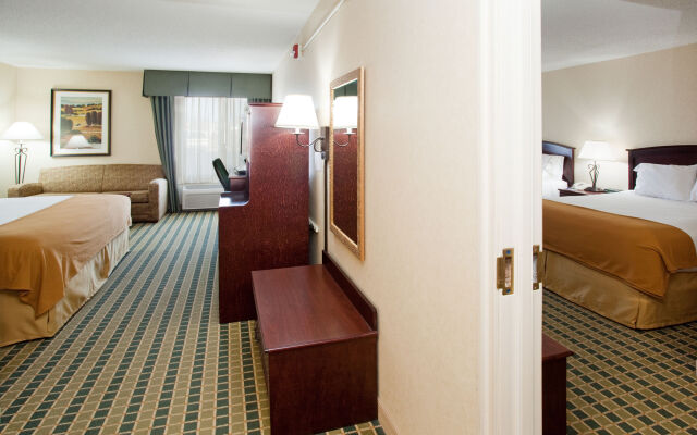 Holiday Inn Express La Junta, an IHG Hotel