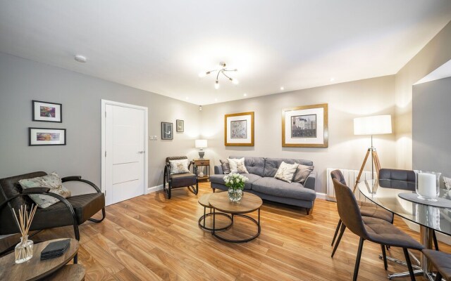 Immaculate 3-bed Apartment Near Gleneagles