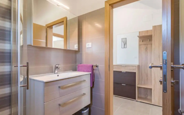 Villa Lena Comfortable Holiday Residence
