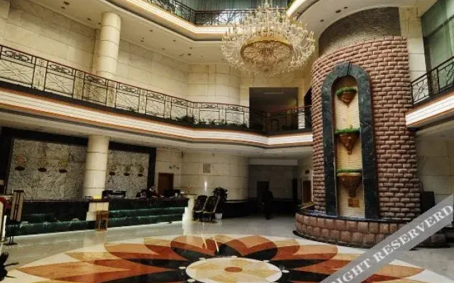 Qianling Hotel