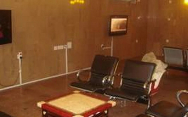 Choice Gate Hotel and Suites