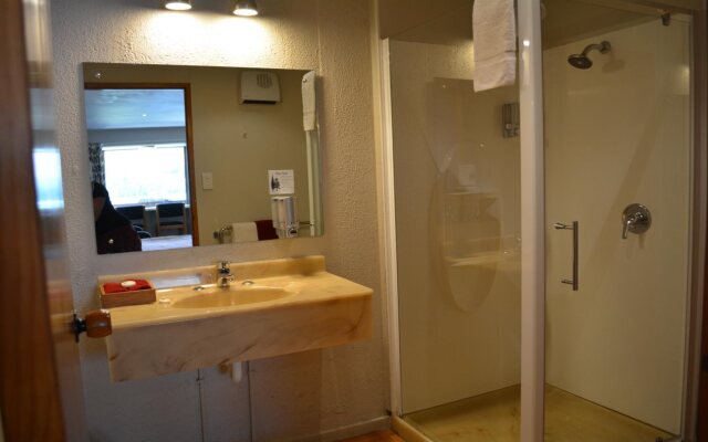 Lakeview Motel