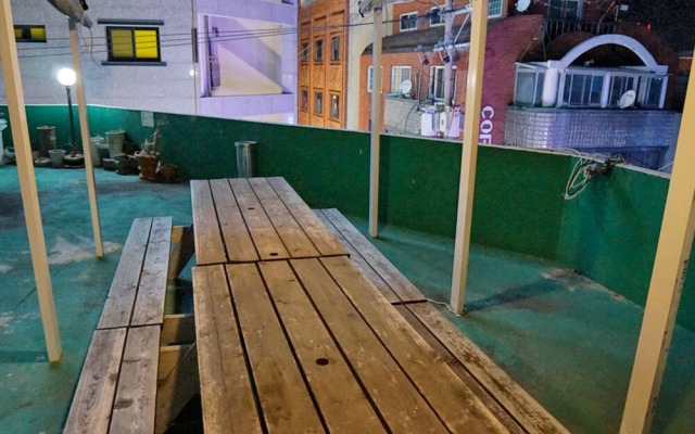 Tongyeong With Guest House