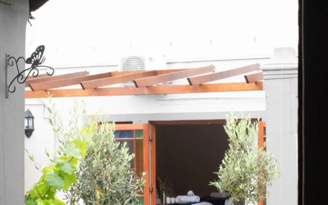Olive Tree Lodge