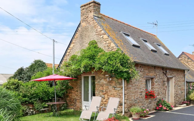 Holiday Home L'Hirondelle - SJD202