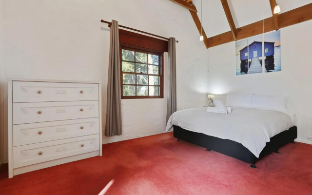 Cornwall Cottage, 3 bedroom, Fantastic View – Guest Rooms – Merimbula