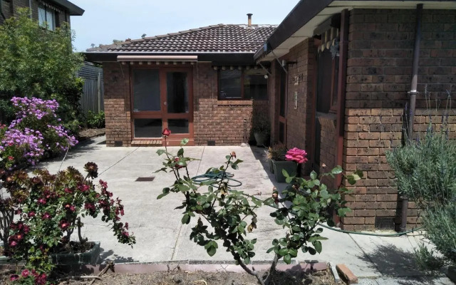 Caulfield Family Home with Large Space