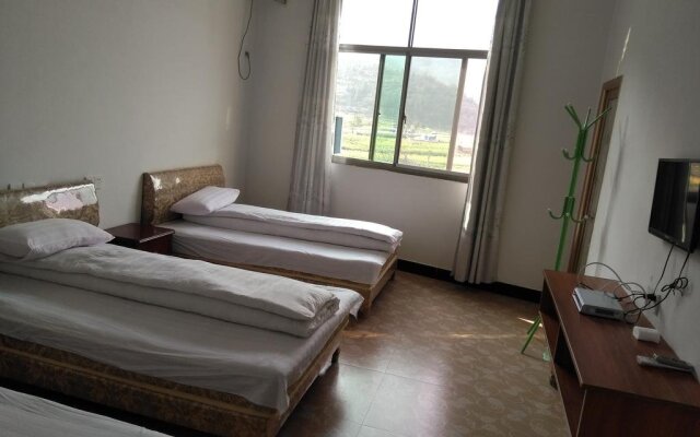 Wuyuan Jiangling Huatian Hostel