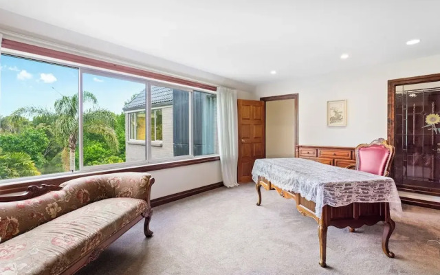 Countryside Zen Estate - Views and Pool