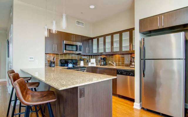 Abode Memphis - Downtown Madison Ave