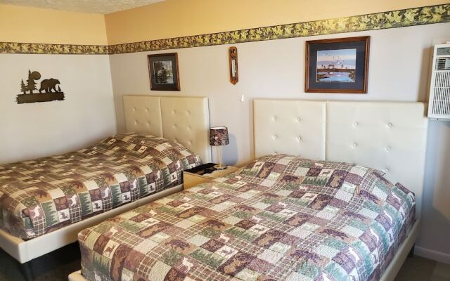 River Country Motor Lodge