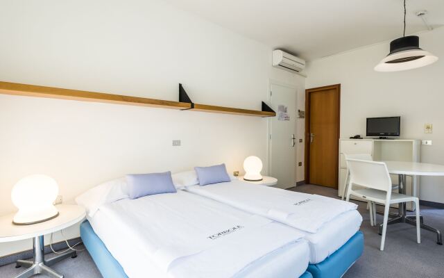 Torbole Hotel