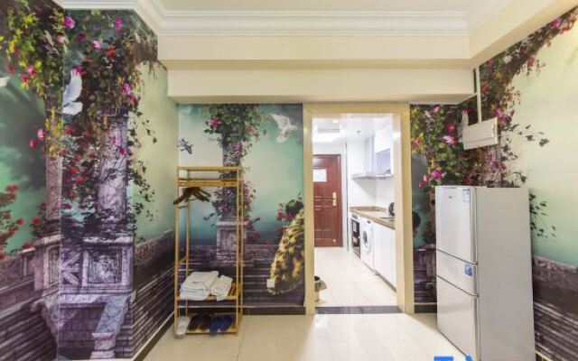 Roomme Apartment Hotel (Guilin High-speed Railway North Station)