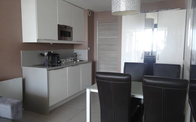 Cannes design vue mer