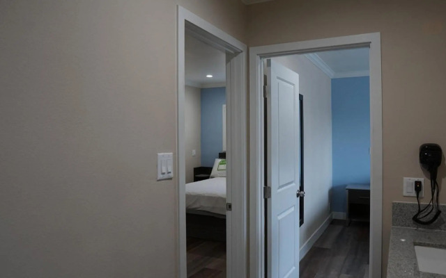 Sea Breeze Inn - LAX Airport, Los Angeles