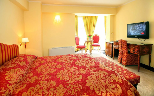 Vigo Hotel