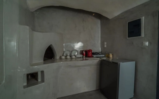 Thetis Cave Houses