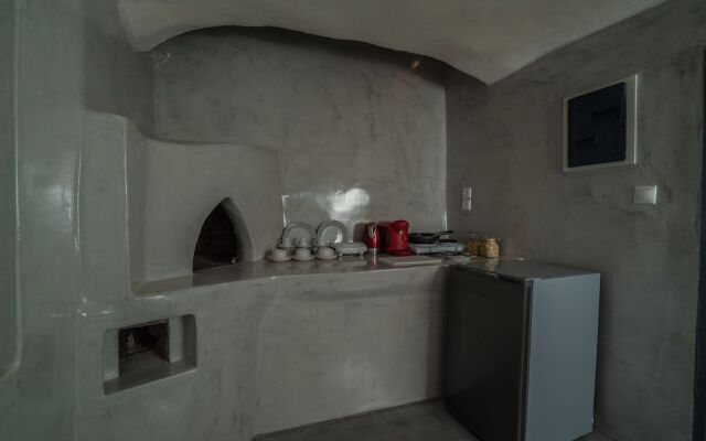 Thetis Cave Houses