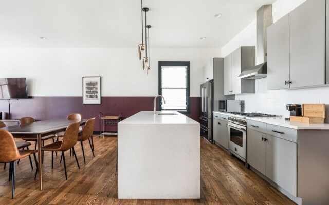 Monroe 12 in Nashville