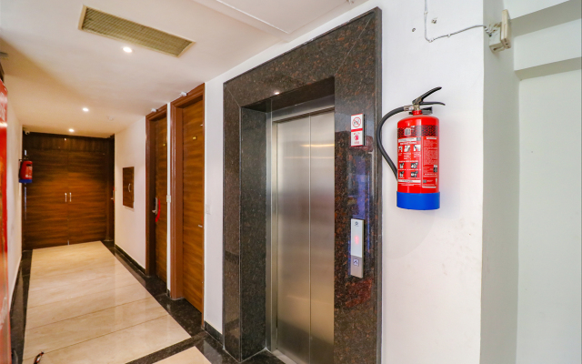 Fabhotel Golden Home