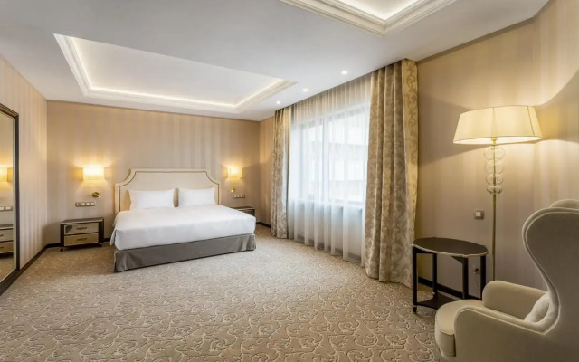 Prahova Plaza Hotel