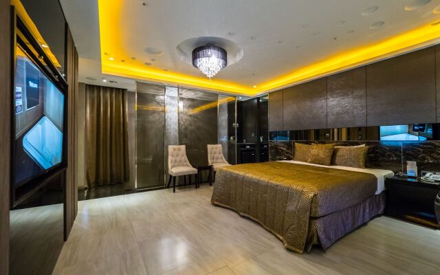 Wei Feng Motel