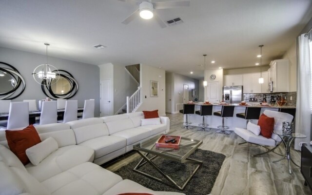 Champions Gate 1567 - Eight Bedroom Villa