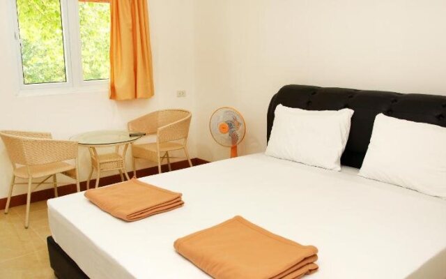 Baan Pordee Homestay