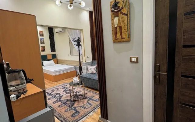 Osiris pyramids view inn