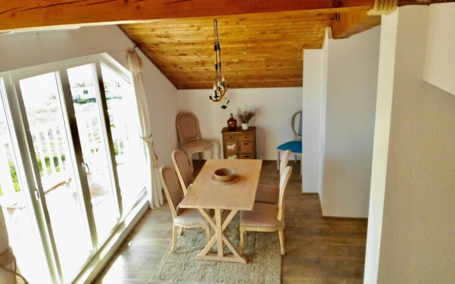 Casa de Oro Aparthotel