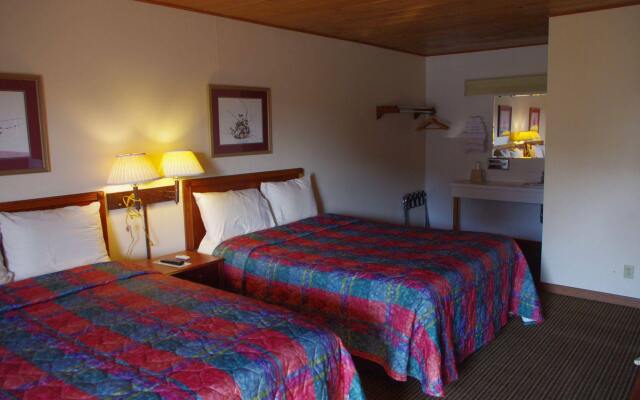 Love Hotels Western Holiday by OYO at Harlan Lake NE