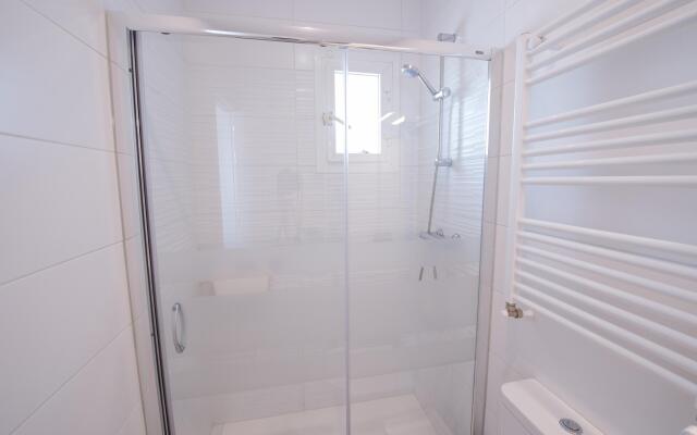 M (Aca11) Estudio 4 Pax