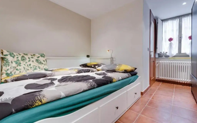 Central Charming Attic
