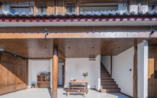 Yunqishi Snow Mountain View Private House