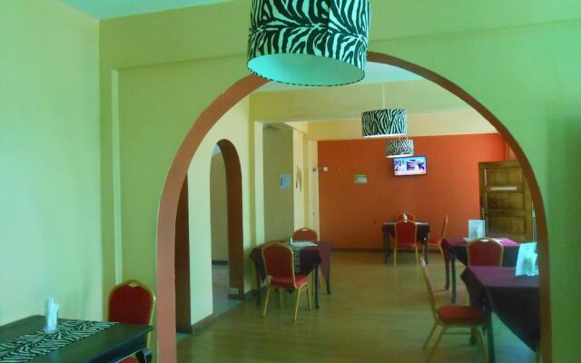 Central Hotel