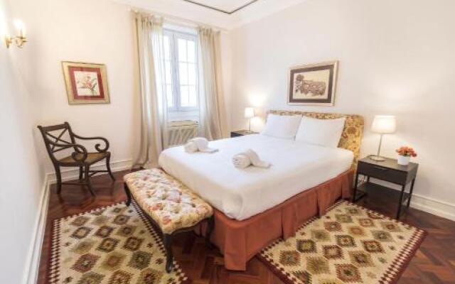 LovelyStay - Campo Pequeno Charming Apartment