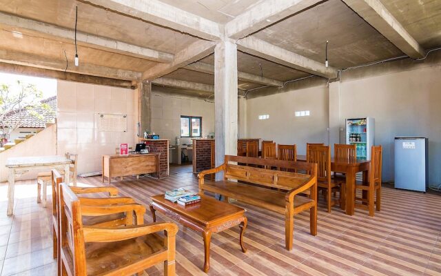 ZEN Rooms near Batu Bolong Canggu