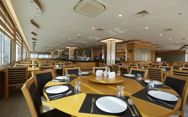 Ilkbal Deluxe Hotel & Spa