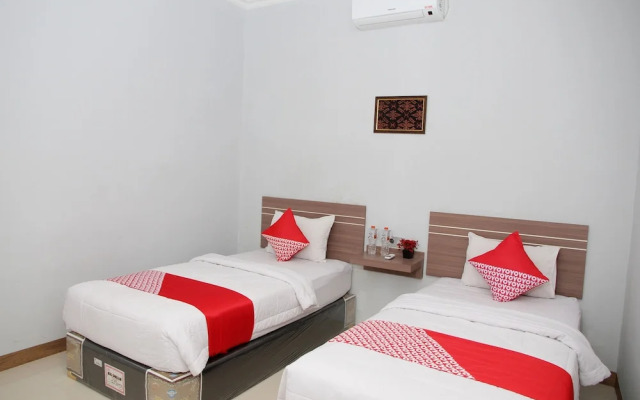Zamrud Hotel by OYO Rooms
