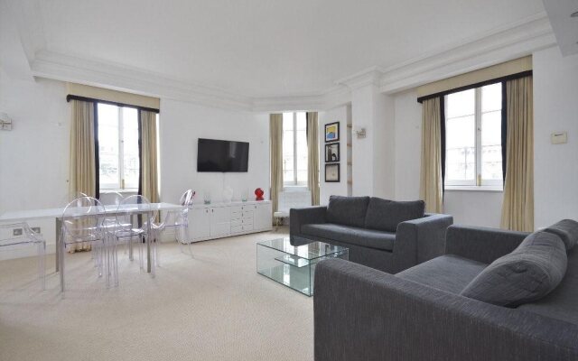 Uber London Trafalgar Apartments