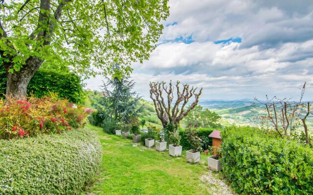 Tranquil Apartment in Cupramontana With Garden
