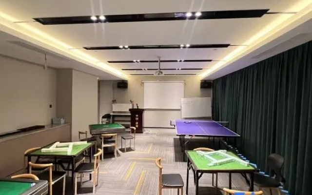 Zhonglian Lizhi Hotel (Wenzhou Longwan JinhaiLake Branch) – Entertainment – Wenzhou