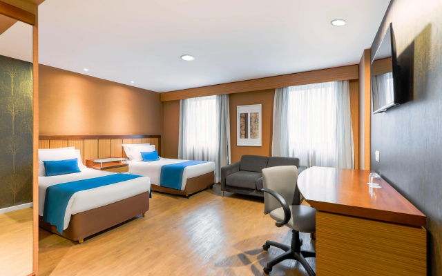 Wyndham Sao Paulo Ibirapuera Convention Plaza Hotel