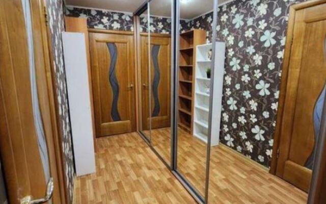 Апартаменты в микрорайоне Мирный 3/2