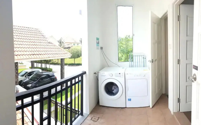 Penang Hilltop Seaview Bungalow