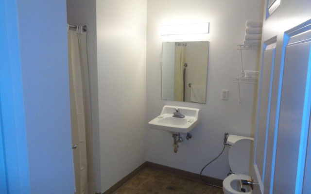 Riverview Suites