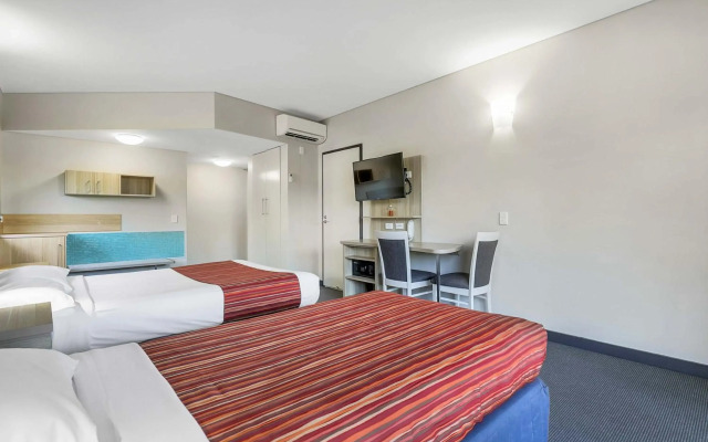 Kingfisher Bay Resort